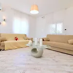 Paradisea